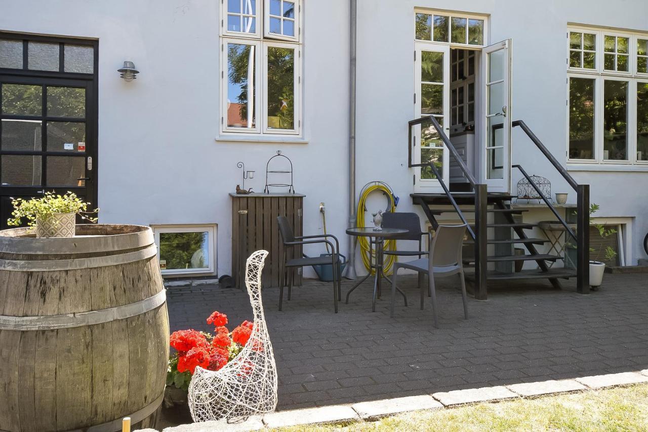 Sweethome Guesthouse Эсбьерг Экстерьер фото