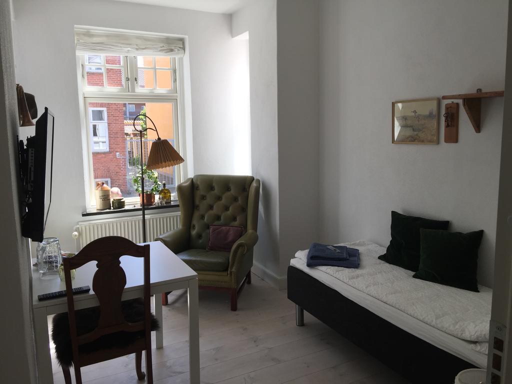 Sweethome Guesthouse Эсбьерг Экстерьер фото